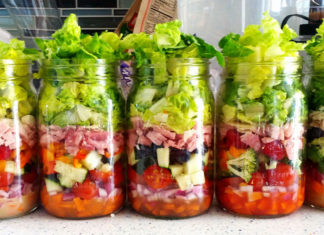 Mason Jar Meals & Salads 101 mason jar salad