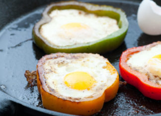 Easy Healthy Snack – Bell Pepper Egg Rings