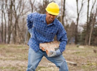 Avoiding Low Back Injuries in the Workplace Houston wellness, pearland, personal trainer