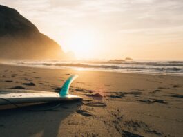 Drowning in To-Do Lists? Why Busy Parents Should Dip a Toe in the “Blue Space” Trend ocean