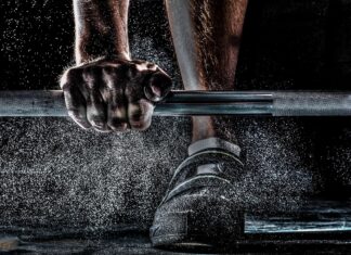 Will Lifting Heavy Weights Turn You Into The Hulk? A Busy Parent’s Guide to Strength (Spoiler: Nope.) lifting heavy weights