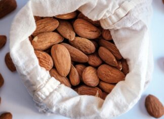 The Tiny Snack That Helps You Sleep Better Tonight almonds